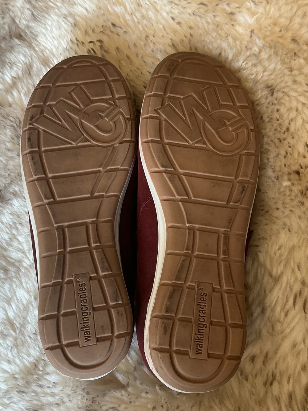 Walking Cradles Women’s Slip-On Shoes- Burgundy - Picture 6 of 7